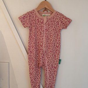 Parade Organic - Pink Leopard zip onsie
